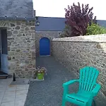 Nyaraló Maison De A Créances
